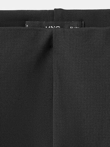 MANGOregular Hlače 'XCAMILO' - crna boja