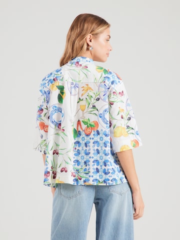 Bluză de la Emily Van Den Bergh pe alb