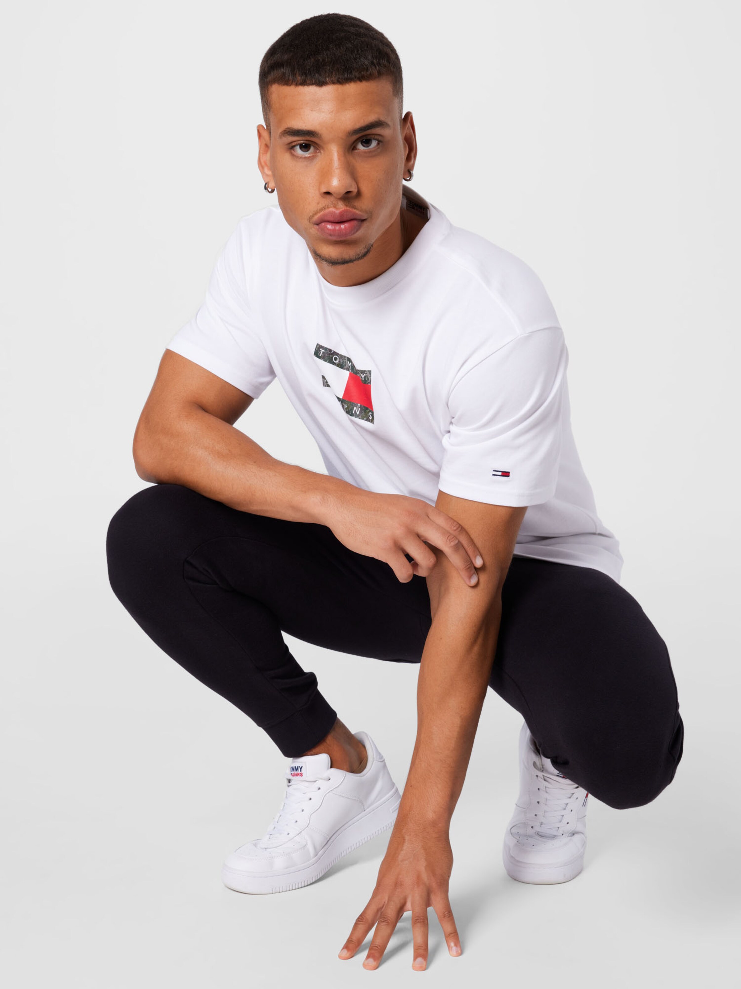 Männer Shirts Tommy Jeans T-Shirt in Weiß - OC53656 Männer Shirts Tommy Jeans T-Shirt in Weiß - OC53656