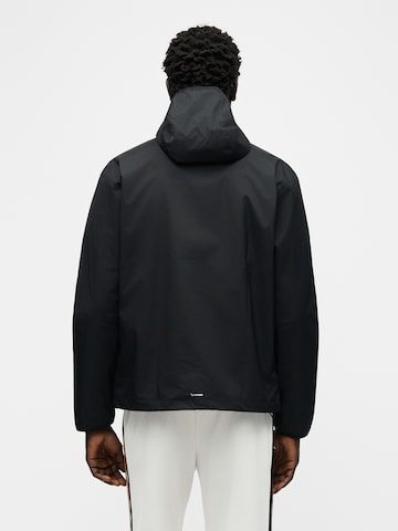 ADIDAS ORIGINALS Демисезонная куртка 'ESSENTIALS' в Черный