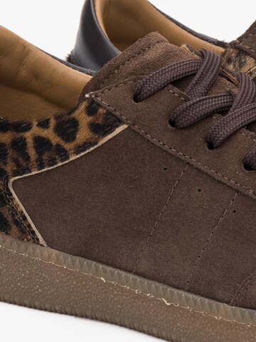 Estro Slip On '09-3223'‌‌‌‌‌ in Braun