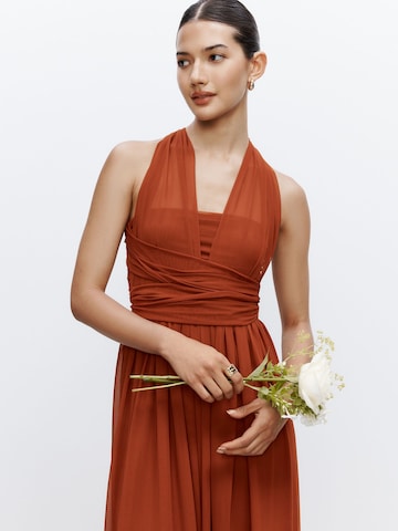 Next Iltapuku värissä ruskea