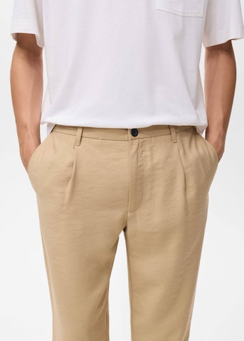 MANGO MAN Regular Pleat-Front Pants 'Vulcano' in Beige