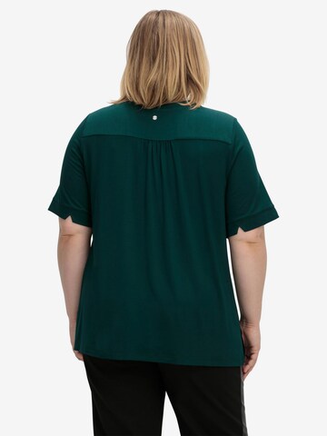 SHEEGO - Camisa em verde