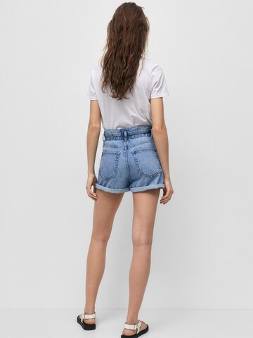 Pull&Bear Regular Shorts in Blau