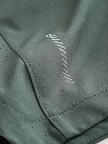 Next Regular Sportbroek in Grijs