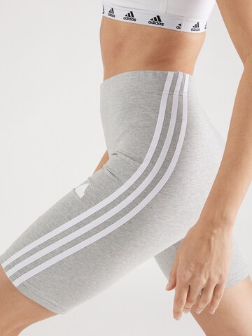 Skinny Pantaloni sportivi 'Future Icons' di ADIDAS SPORTSWEAR in grigio