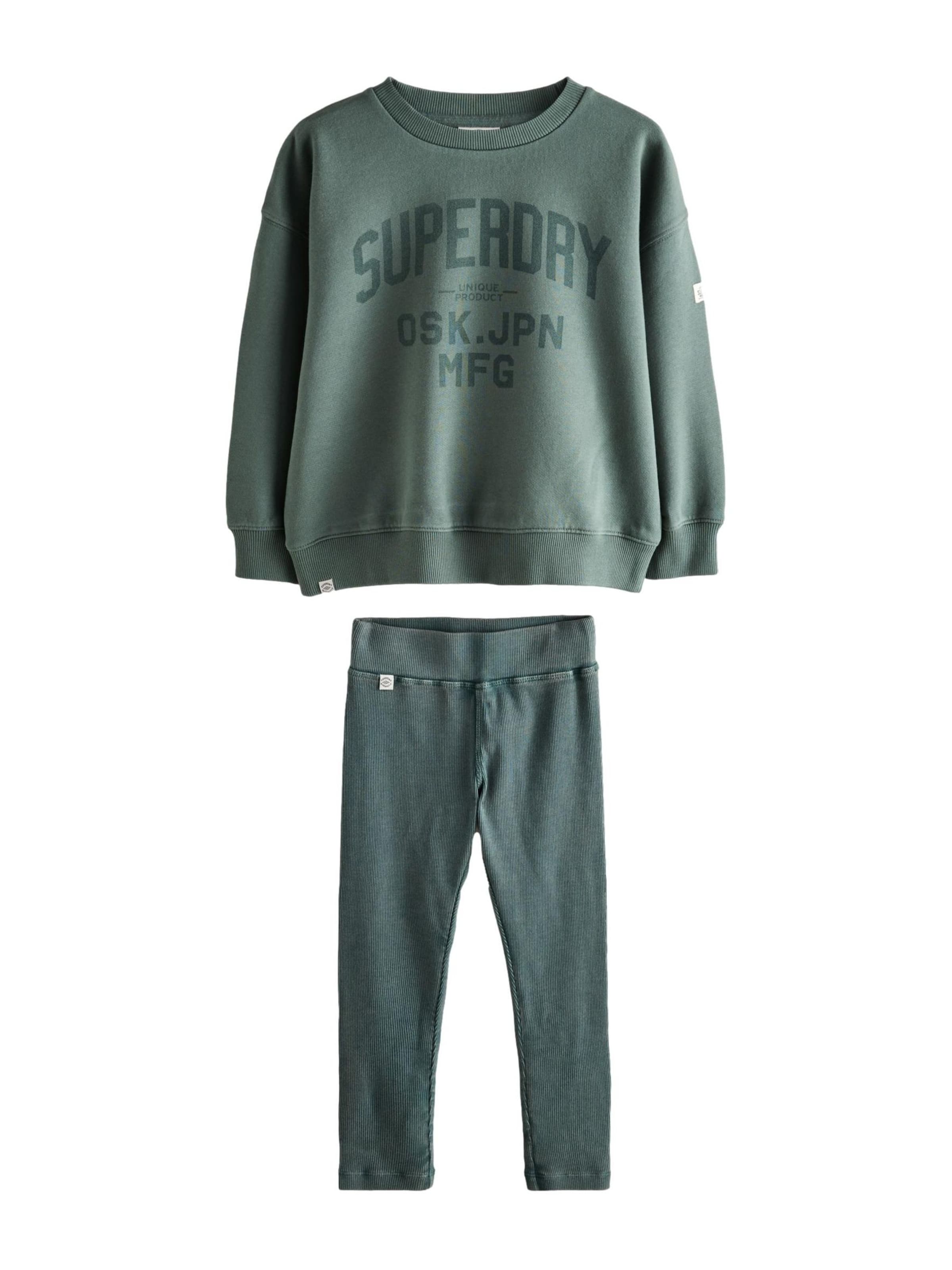 Superdry Set in Green: front