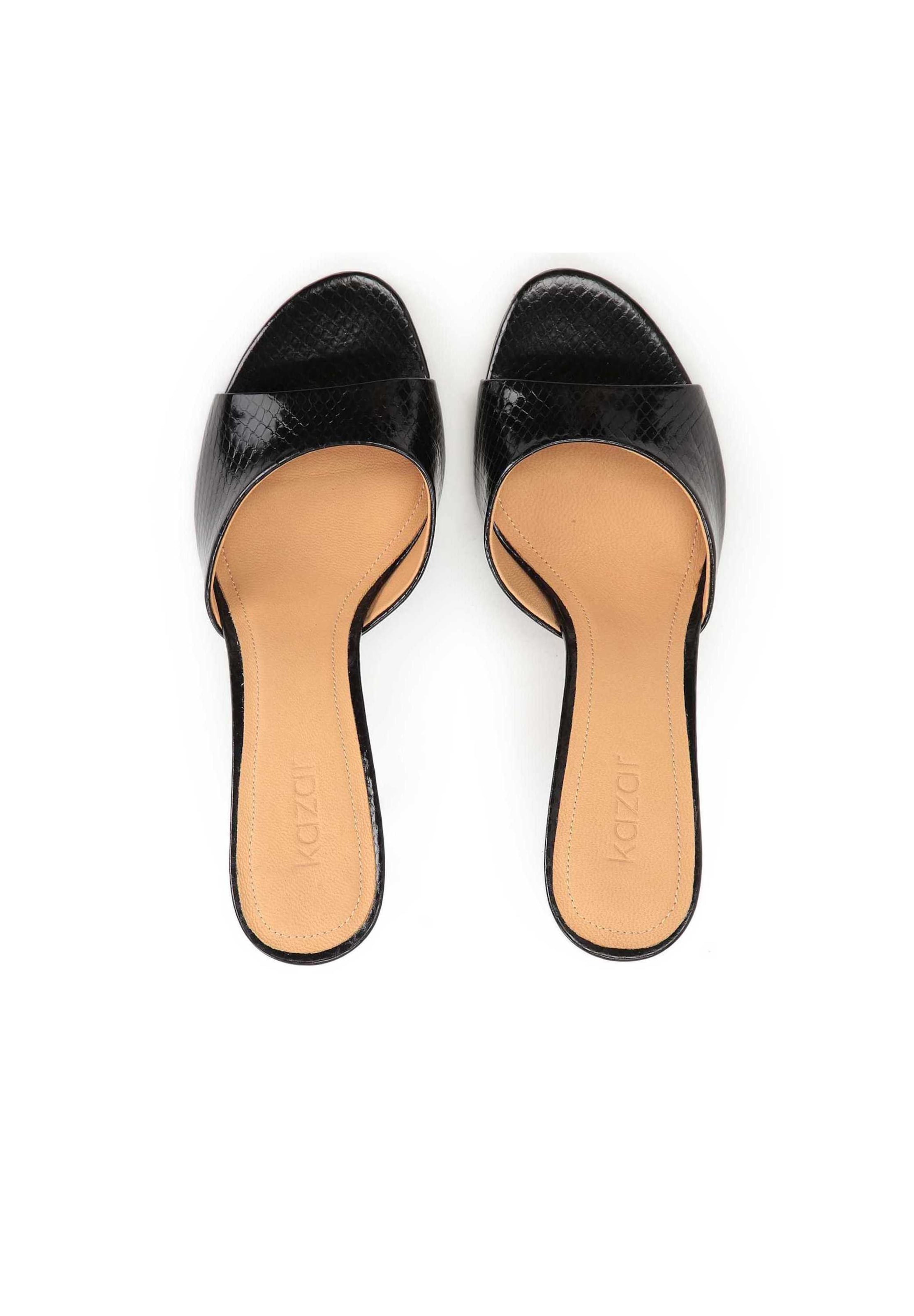 Saboți de la Kazar pe negru