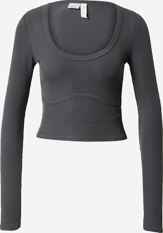 Cotton On Body - Camisa de pijama em preto: frente