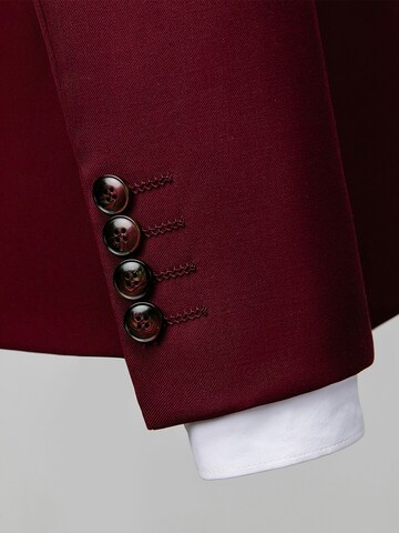 YOUTHUP Slim fit Suit 'Versio' in Red
