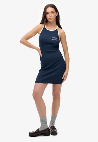 Robe 'Essentials' Superdry en bleu : devant