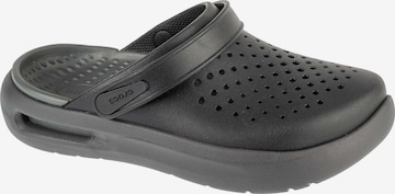 Crocs Clogs in Black: front