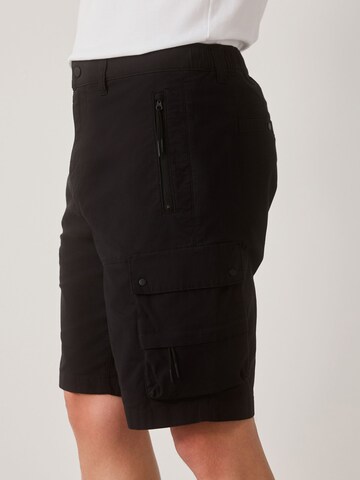 Next Normální Kapsáče – černá