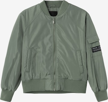 Veste mi-saison 'Maca' NAME IT en vert : devant