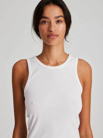 Gai+Lisva Toppi 'Alberte' värissä valkoinen