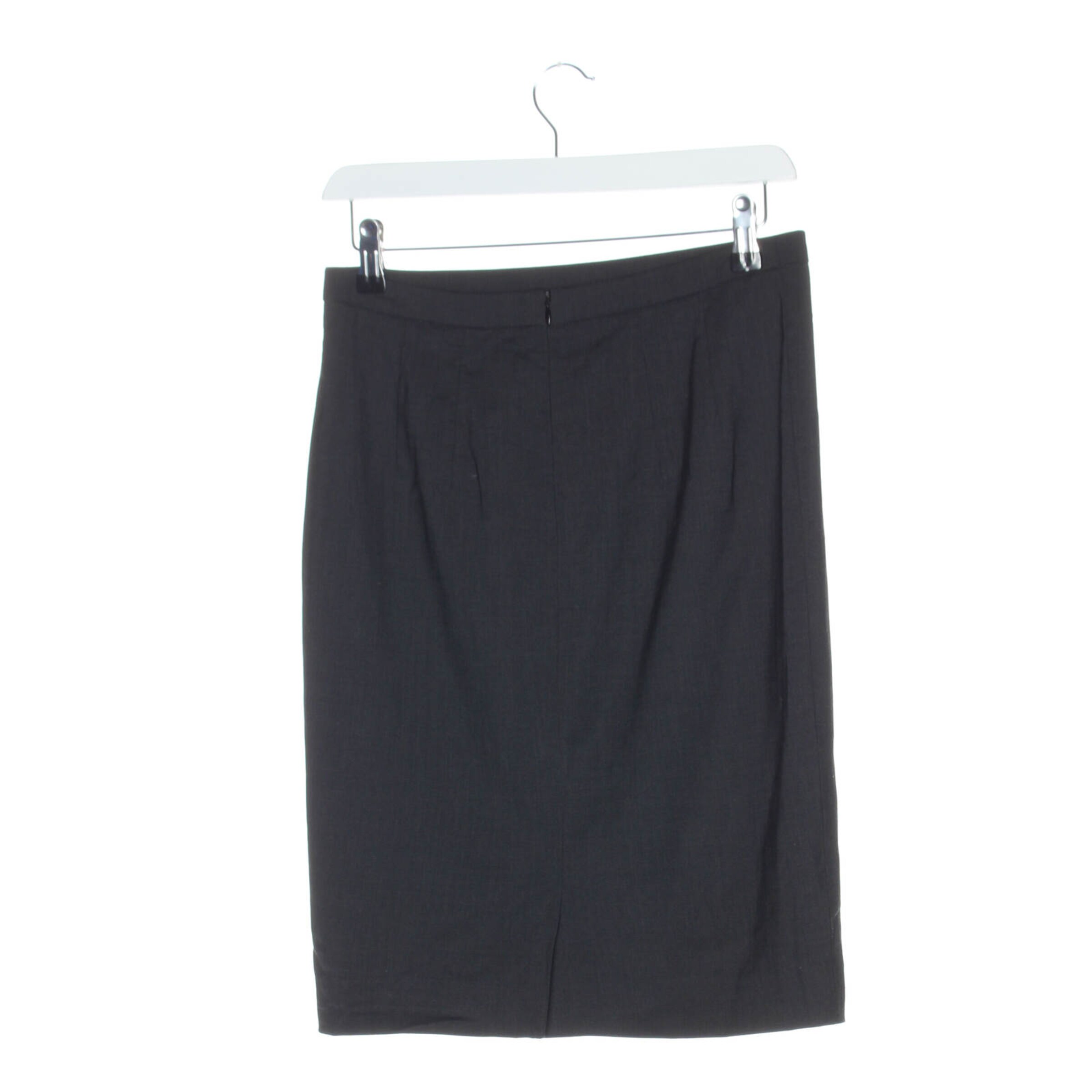 Windsor Skirt in S in Black