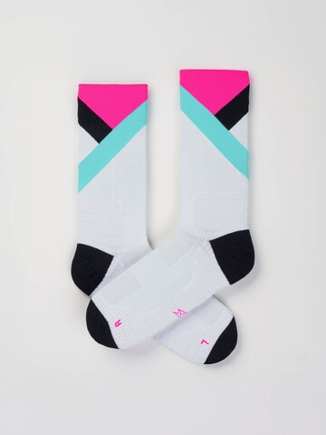 INCYLENCE Athletic Socks 'TRAIL SUMMITS' in Pink