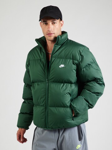 Nike Sportswear Zimska jakna 'Club' | zelena barva: sprednja stran