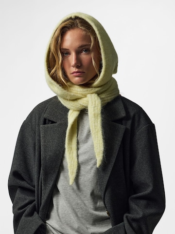 PIECES - Chal 'PCREBEKKA' en amarillo: frente