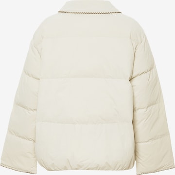 NAEMI Between-Season Jacket in White
