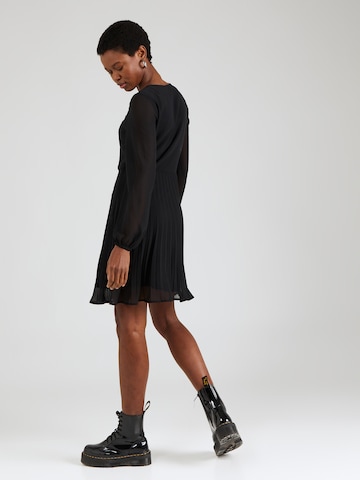 Robe 'Perla' ABOUT YOU en noir