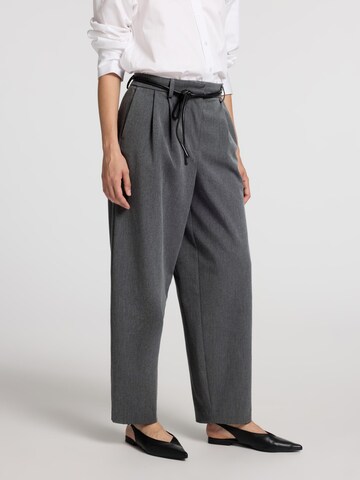SELECTED Wide leg Bandplooibroek in Grijs
