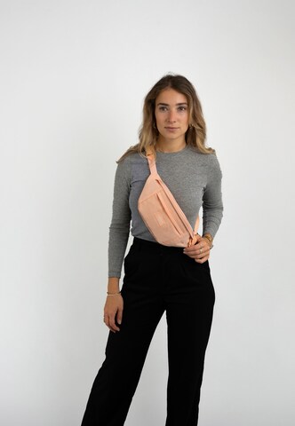 LARKSON Belt bag 'Ole' in Orange: front