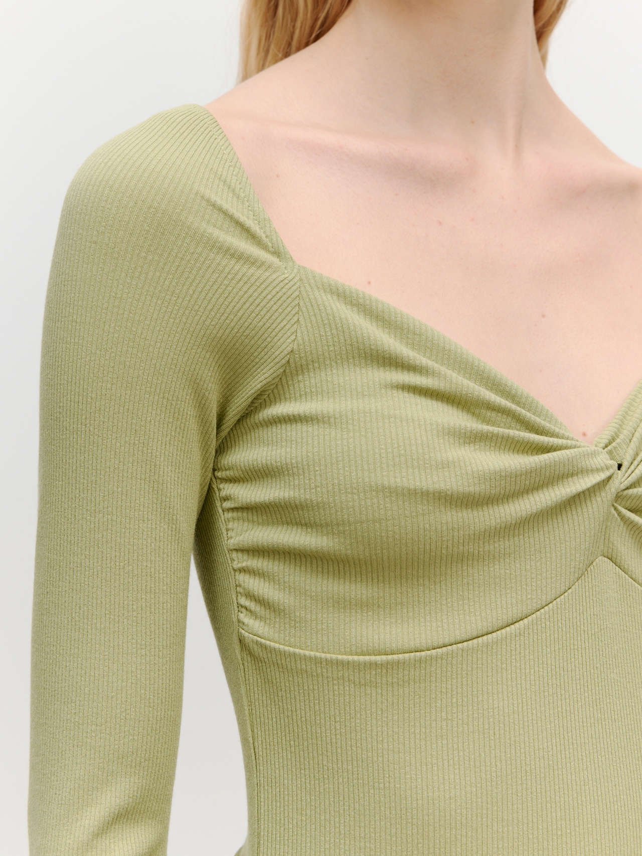 EDITED Camiseta 'Loana' verde