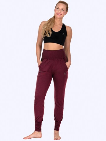 Magadi Regular Workout Pants 'Paula' in Red
