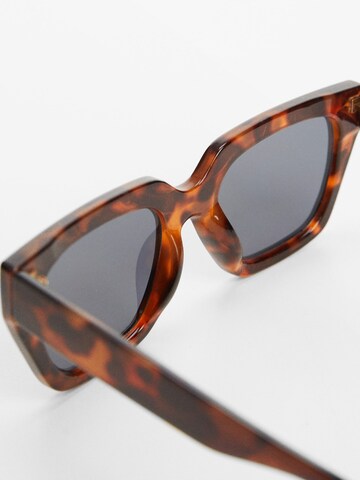 MANGO Sonnenbrille 'MONICA' in Braun