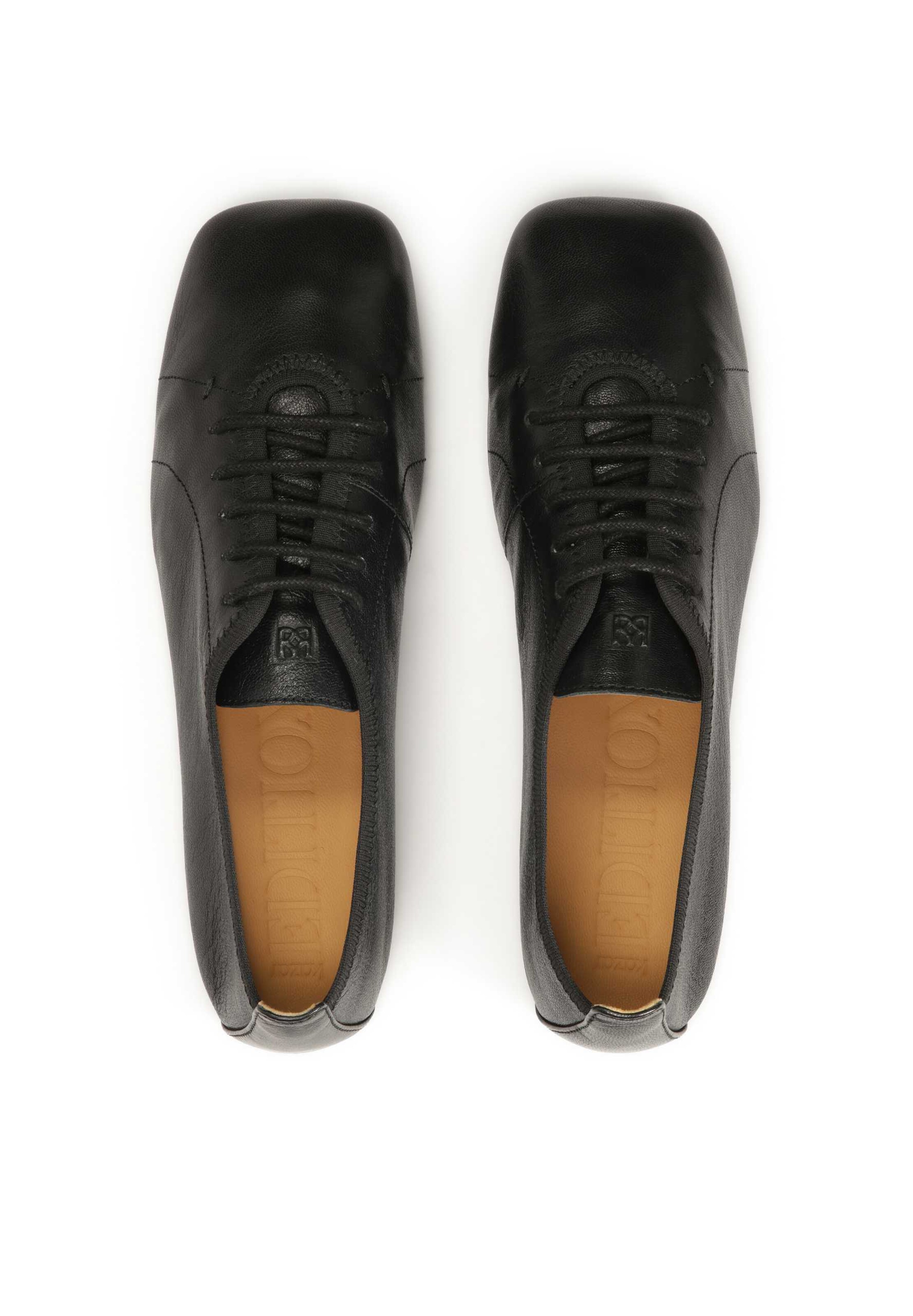 Kazar Schnürschuh in Schwarz