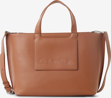 Calvin Klein Shopper in Brown: front