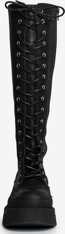 STEVE MADDEN Lace-Up Boots in Black
