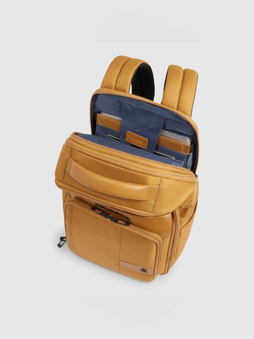 Piquadro Backpack in Yellow