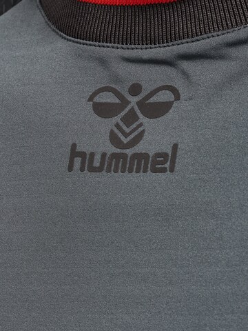 Hummel Sportshirt in Grau