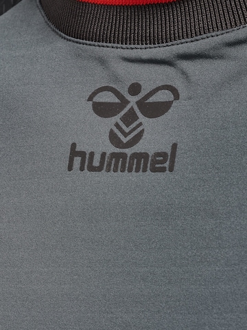 Hummel Sportshirt in Grau