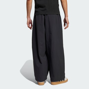 ADIDAS ORIGINALS Loosefit Hose 'Premium Essentials' in Schwarz