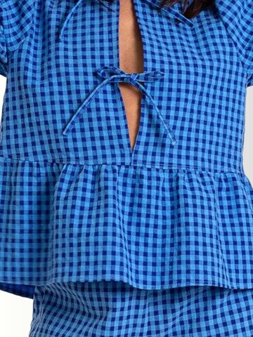 THE-ARE Blouse in Blauw