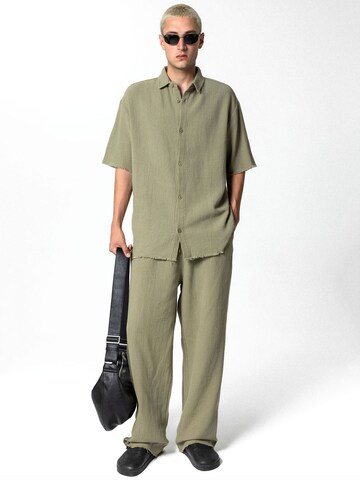 VAMOS CLO Button Up Shirt 'Hostas' in Green: front