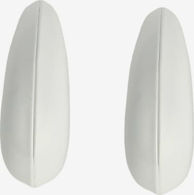 Cercei SOHI pe alb, Vizualizare produs