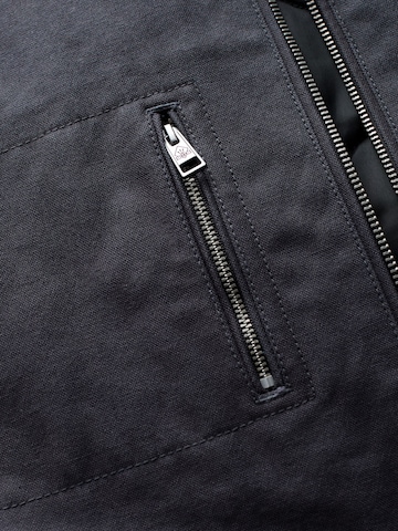 Next Jacke in Grau