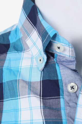 maddison Button Up Shirt in L in Blue