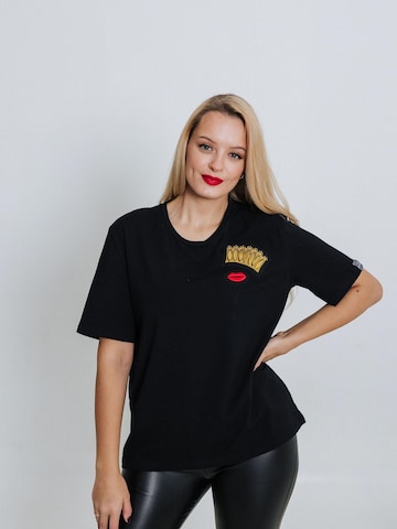 RADADA Shirt 'CROWN AND RED LIPS' in Black: front