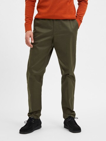 Coupe slim Pantalon chino 'Repton' SELECTED HOMME en vert : devant