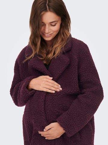 Only Maternity Tussenmantel 'Mama Sherpa' in Rood