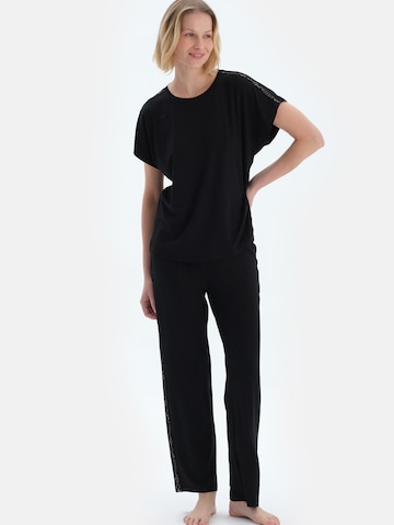 Dagi Pyjamas i sort: forside