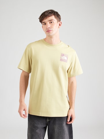 THE NORTH FACE T-Shirt 'MOUNTAIN ESCAPE' in Gelb