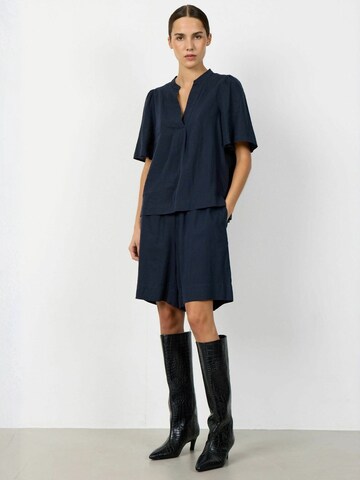 Maglietta ' LR-NAJA ' di Levete Room in nero