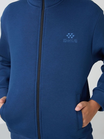 Tommy Life Trainingspak 'TOMMY Kinder Active Set' in Blauw